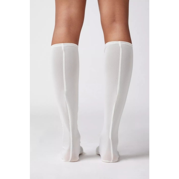 UO Lace-Up Corset Knee High Sock - Picture 3 of 7